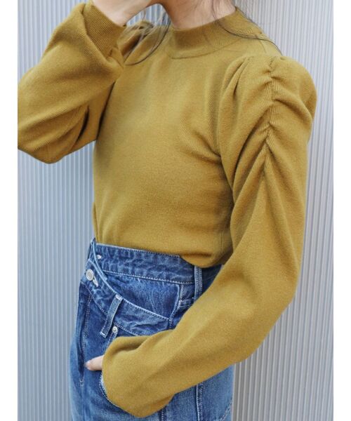 EVRIS(エヴリス)の「ショルダーギャザーボトルネックニットトップス(ニット/セーター・レディース・ブラック/パープル/アイボリー/マスタード・FREE)」の14枚目の写真