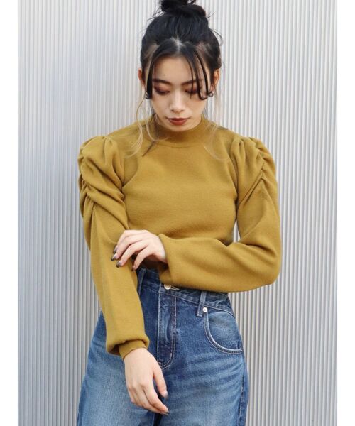 EVRIS(エヴリス)の「ショルダーギャザーボトルネックニットトップス(ニット/セーター・レディース・ブラック/パープル/アイボリー/マスタード・FREE)」の18枚目の写真