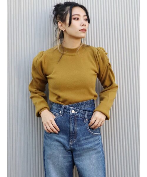 EVRIS(エヴリス)の「ショルダーギャザーボトルネックニットトップス(ニット/セーター・レディース・ブラック/パープル/アイボリー/マスタード・FREE)」の19枚目の写真