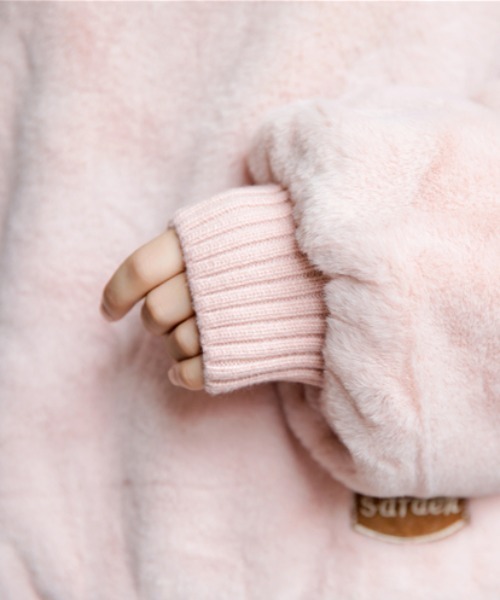 KOR（ケーオーアール）の「ボリューム袖もふわふわプルオーバー（スウェット・レディース・クリーム/ピンク・FREE）」の10枚目の写真