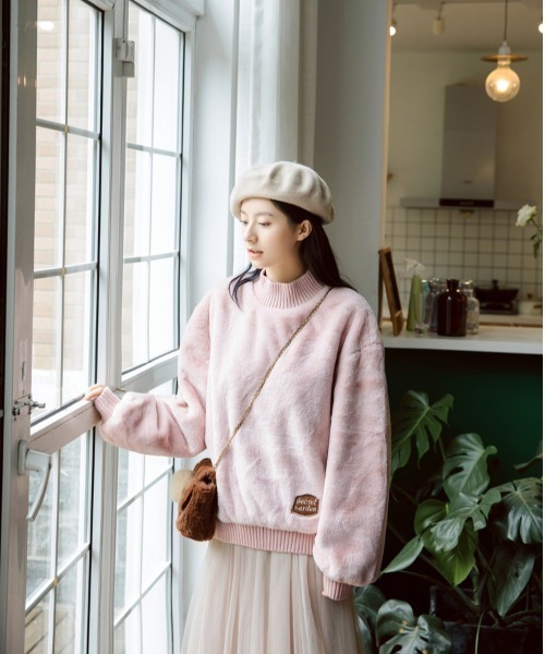 KOR（ケーオーアール）の「ボリューム袖もふわふわプルオーバー（スウェット・レディース・クリーム/ピンク・FREE）」の12枚目の写真
