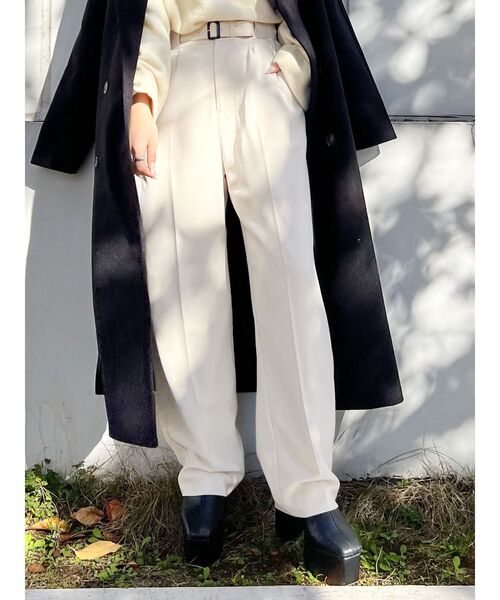 EVRIS（エヴリス）の「ルーズタックテーパードパンツ（その他パンツ・レディース・パープル/アイボリー/ブルー・SMALL/MEDIUM）」の14枚目の写真