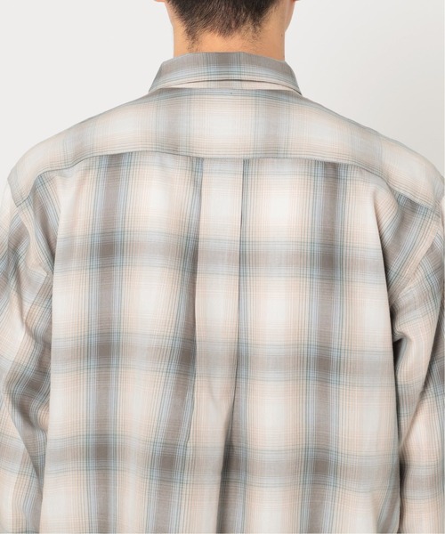 417 EDIFICE（フォーワンセブンエディフィス）の「【ESSENTIAL / エッセンシャル】 オンブレーレギュラーシャツ（シャツ/ブラウス・メンズ・ベージュ/カーキ/グリーン・SMALL/MEDIUM/LARGE）」の13枚目の写真