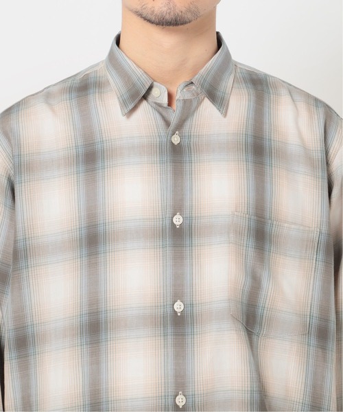 417 EDIFICE（フォーワンセブンエディフィス）の「【ESSENTIAL / エッセンシャル】 オンブレーレギュラーシャツ（シャツ/ブラウス・メンズ・ベージュ/カーキ/グリーン・SMALL/MEDIUM/LARGE）」の15枚目の写真