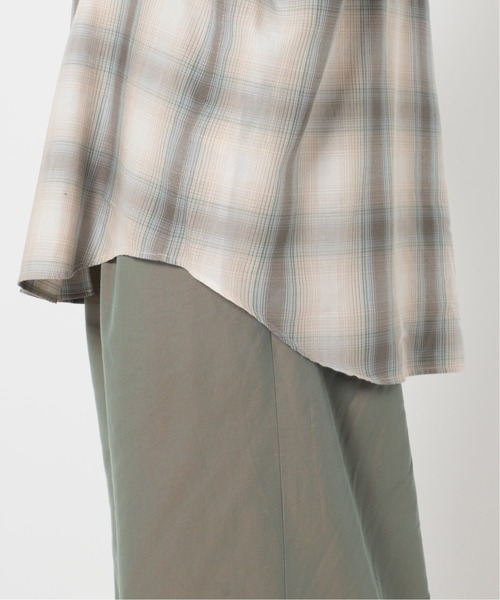 417 EDIFICE（フォーワンセブンエディフィス）の「【ESSENTIAL / エッセンシャル】 オンブレーレギュラーシャツ（シャツ/ブラウス・メンズ・ベージュ/カーキ/グリーン・SMALL/MEDIUM/LARGE）」の12枚目の写真