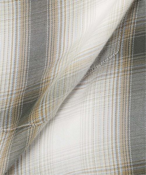 417 EDIFICE（フォーワンセブンエディフィス）の「【ESSENTIAL / エッセンシャル】 オンブレーレギュラーシャツ（シャツ/ブラウス・メンズ・ベージュ/カーキ/グリーン・SMALL/MEDIUM/LARGE）」の16枚目の写真