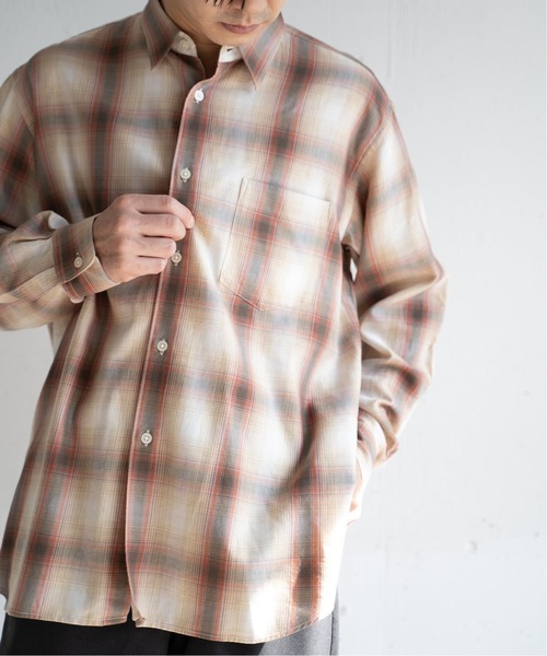 417 EDIFICE（フォーワンセブンエディフィス）の「【ESSENTIAL / エッセンシャル】 オンブレーレギュラーシャツ（シャツ/ブラウス・メンズ・ベージュ/カーキ/グリーン・SMALL/MEDIUM/LARGE）」の20枚目の写真