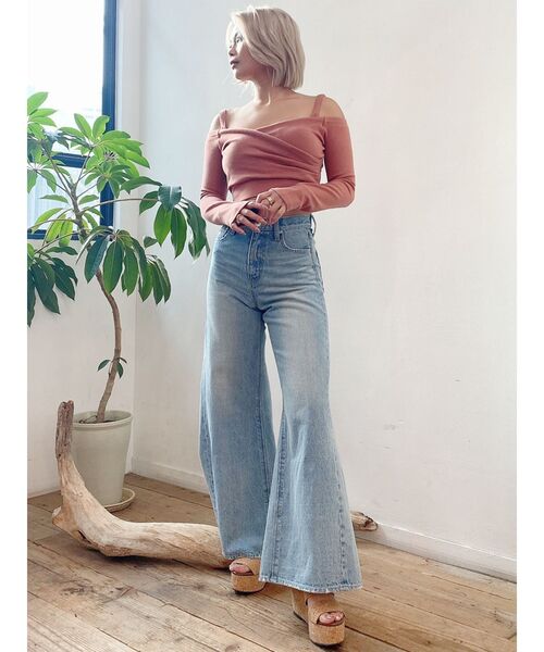 GYDA（ジェイダ）の「2WAYカシュクールデザインオフショルTOPS（Tシャツ/カットソー・レディース・ブラック/オフホワイト/シャーベット・FREE）」の4枚目の写真