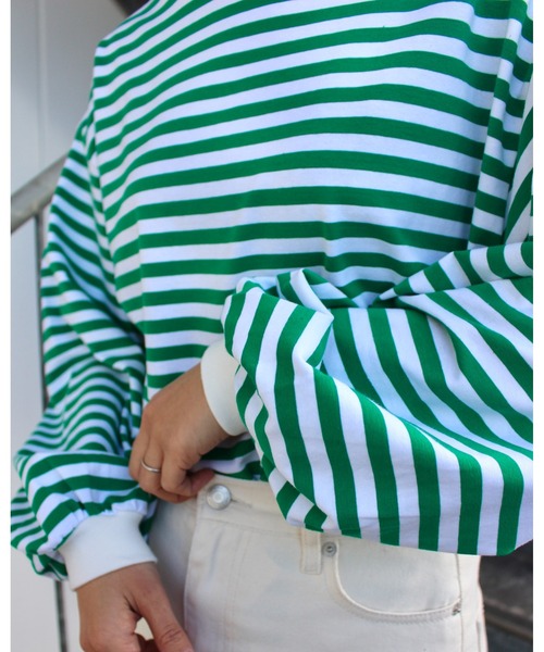 MLI'A（エムリア）の「ボーダーロングTシャツ（Tシャツ/カットソー・レディース・ホワイト×ブラック/ホワイト×グリーン/ホワイト×ネイビー/ホワイト系/ホワイト系6/グリーン・M）」の14枚目の写真