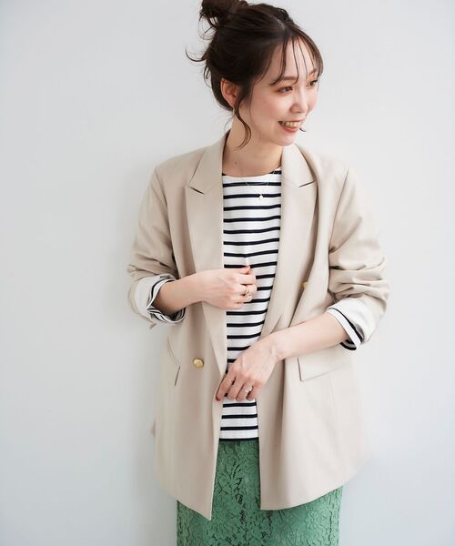 le.coeur blanc(ルクールブラン)の「ピークドカラーダブルブレストジャケット(テーラードジャケット・レディース・グレイッシュベージュ/ネイビー・38)」の18枚目の写真