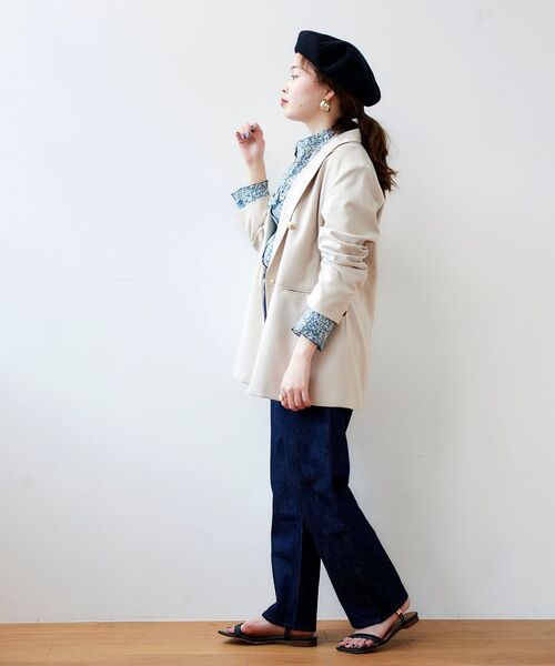 le.coeur blanc(ルクールブラン)の「ピークドカラーダブルブレストジャケット(テーラードジャケット・レディース・グレイッシュベージュ/ネイビー・38)」の22枚目の写真