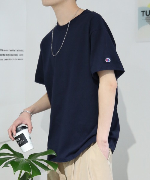 Champion(チャンピオン)の「Champion/チャンピオン 無地 ベーシック ビックシルエット Tシャツ(Tシャツ/カットソー・メンズ・ホワイト/チャコールグレー/ブラック/ダークグリーン/ネイビー/ヘザーグレー/マルーン・S/M/L/XL/XXL)」の6枚目の写真