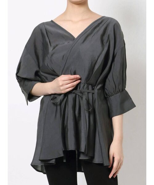 MURUA(ムルーア)の「シアーカシュクールシャツ(シャツ/ブラウス・レディース・ホワイト/ダークグレー/ブラック・FREE)」の17枚目の写真