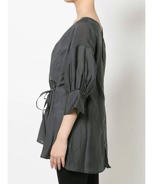 MURUA(ムルーア)の「シアーカシュクールシャツ(シャツ/ブラウス・レディース・ホワイト/ダークグレー/ブラック・FREE)」の19枚目の写真