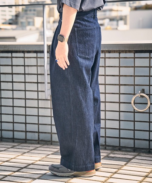 PUBLUX(パブリュクス)の「【PUBLUX/パブリュクス】ワンタックワイドデニム/ワイドシルエット/デニムパンツ/タックパンツ(デニムパンツ・メンズ・インディゴブルー/ブラック・マルチサイズ)」の10枚目の写真