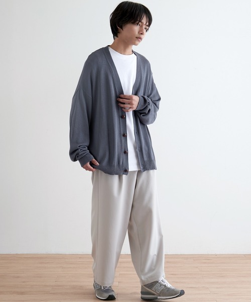 MONO-MART(モノマート)の「ソフトタッチボリュームニットルーズビッグシルエットカーディガン(カーディガン/ボレロ・メンズ・チャコールグレー/ライトグレー/ブラック/ブルー/モカ/グレイッシュブルー/ピンク系/マスタード/オリーブ・M/L)」の18枚目の写真