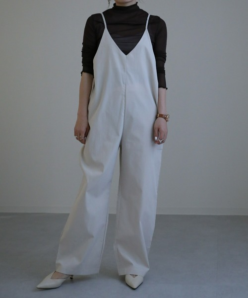 sakishimatokyo（サキシマトーキョー）の「Vネックキャミサロペット（サロペット/オーバーオール・レディース・ブラック/ベージュ・FREE）」の9枚目の写真