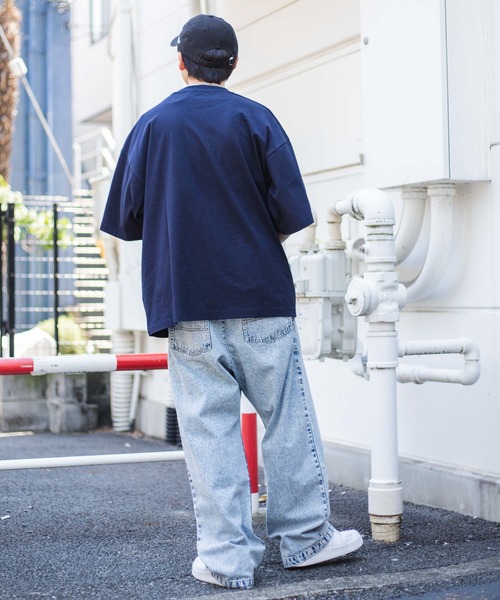 WEGO（ウィゴー）の「WEGO/ヘビーウエイト カレッジロゴBIGT（Tシャツ/カットソー・メンズ・ダークグリーン/オレンジ/ブルー/オートミール/グレー系その他/パープル系その他/ネイビー/ホワイト・MEDIUM/LARGE）」の17枚目の写真