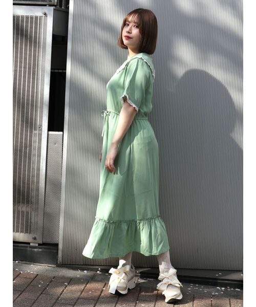 【新品未使用】大人気merry jenny2025年!!水色フリルワンピース merry jenny フリルカラーシャツワンピース（ブルー