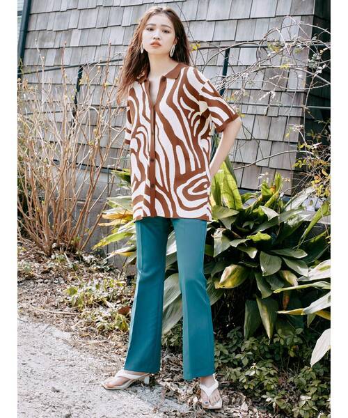 EVRIS（エヴリス）の「クッショントングサンダル（サンダル・レディース・ホワイト/ブラック/グリーン・MEDIUM/LARGE）」の4枚目の写真