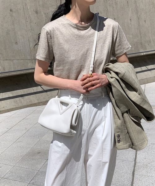 MUYMONA(ムイモナ)の「クルーネック ベーシックリネンTシャツ mmw22s026【MUYMONA】【2022SS】(Tシャツ/カットソー・レディース・ホワイト/ベージュ・FREE)」の8枚目の写真