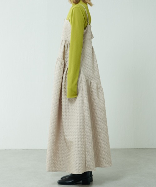 Lui's（ルイス）の「バックデザインジャガードキャミワンピース（ワンピース・レディース・ベージュ/ブラック・FREE）」の11枚目の写真