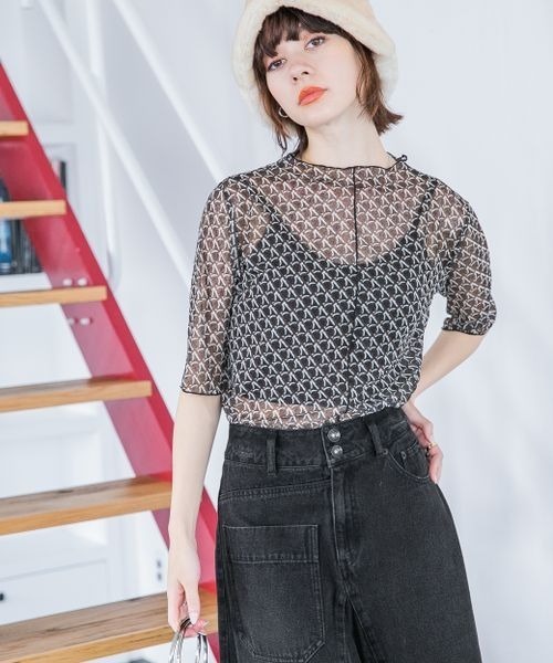 なち JEANASIS（ジーナシス）の「モノグラムシアープルオーバーSS/352701（T