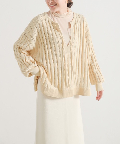 LEPSIM（レプシィム）の「【FOR I SERIES】スカシガラVネックプルオーバー　123131（Tシャツ/カットソー・レディース・ネイビー/グリーン/アイボリー・SMALL）」の2枚目の写真