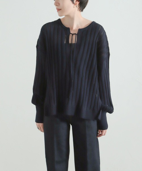LEPSIM（レプシィム）の「【FOR I SERIES】スカシガラVネックプルオーバー　123131（Tシャツ/カットソー・レディース・ネイビー/グリーン/アイボリー・SMALL）」の11枚目の写真
