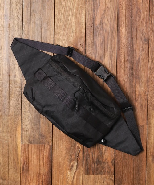 MAKAVELIC（マキャベリック）の「『MAKAVELIC』RICO SEPARATE WAIST POUCH BAG（ボディバッグ/ウエストポーチ・レディース・ブラック/グリーン・FREE）」の2枚目の写真