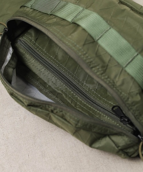 MAKAVELIC（マキャベリック）の「『MAKAVELIC』RICO SEPARATE WAIST POUCH BAG（ボディバッグ/ウエストポーチ・レディース・ブラック/グリーン・FREE）」の8枚目の写真