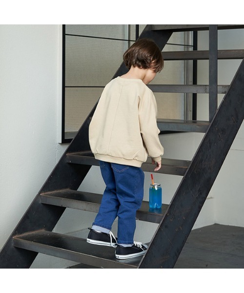 b・ROOM（ビールーム）の「【表コットン毛玉バイバイ】カレッジロゴプリントドルマンスエット（スウェット・キッズ・ベージュ/レンガ/ピンク/ブルーグレー/ネイビー/チャコール・150cm/100cm/130cm/140cm/110cm/120cm）」の13枚目の写真