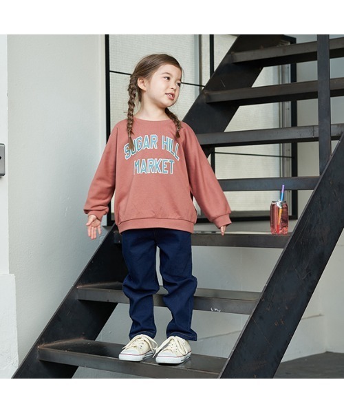 b・ROOM（ビールーム）の「【表コットン毛玉バイバイ】カレッジロゴプリントドルマンスエット（スウェット・キッズ・ベージュ/レンガ/ピンク/ブルーグレー/ネイビー/チャコール・150cm/100cm/130cm/140cm/110cm/120cm）」の14枚目の写真