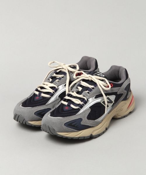 JEANASIS（ジーナシス）の「【New Balance】ML725/165923（スニーカー・レディース・ホワイト/ネイビー・MEDIUM/LARGE）」の2枚目の写真
