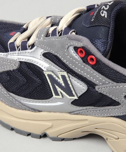 JEANASIS（ジーナシス）の「【New Balance】ML725/165923（スニーカー・レディース・ホワイト/ネイビー・MEDIUM/LARGE）」の9枚目の写真