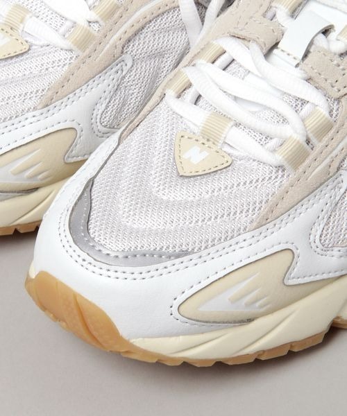 JEANASIS（ジーナシス）の「【New Balance】ML725/165923（スニーカー・レディース・ホワイト/ネイビー・MEDIUM/LARGE）」の12枚目の写真