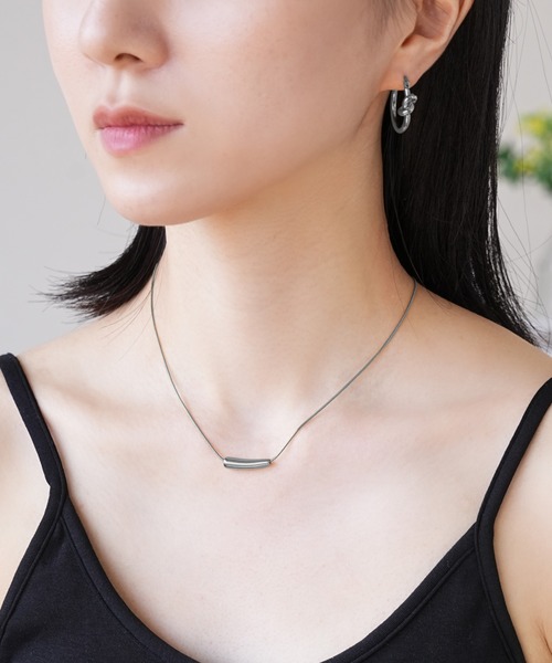 IAMUSE（アイアミューズ）の「【IAMUSE】金属アレルギー対応 ドロップモチーフネックレス S0744（ネックレス・レディース・シルバー/ゴールド・FREE）」の2枚目の写真