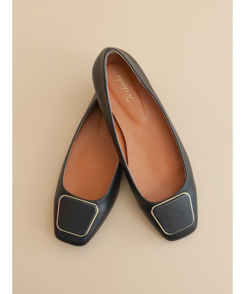 Te chichi（テチチ）の「スクエアパーツフラットシューズ（パンプス・レディース・ブラック/ブラウン/オレンジ・38/37）」の2枚目の写真