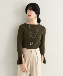 フレアスリーブリブニット