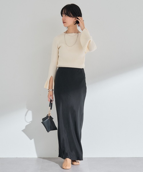 SHENERY（シーナリー）の「フレアスリーブリブニット（ニット/セーター・レディース・ネイビー/ブラウン/オフホワイト/カーキ・FREE）」の15枚目の写真