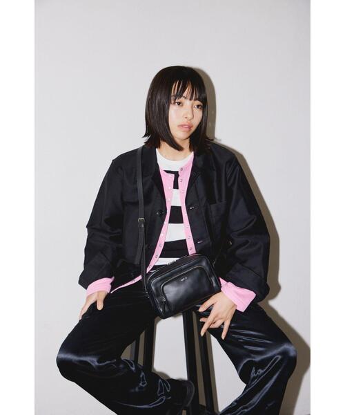 agnes b.（アニエスベー）の「レザーショルダーバッグ 