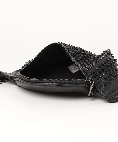 BLACK JACKALL CROWN(ブラックジャッカルクラウン)の「BLACK JACKALL CROWN スタッズ デコレーション ボディバッグ ミニショルダーバッグ(ボディバッグ/ウエストポーチ・メンズ・ブラック・FREE)」の15枚目の写真
