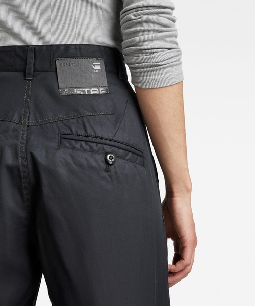 G-STAR(ジースター)の「PLEATED HIGH WAIST CHINO/ハイウエストチノ(チノパンツ・レディース・ブラック系その他/ダークオリーブ・27inch/26inch/25inch/24inch)」の5枚目の写真