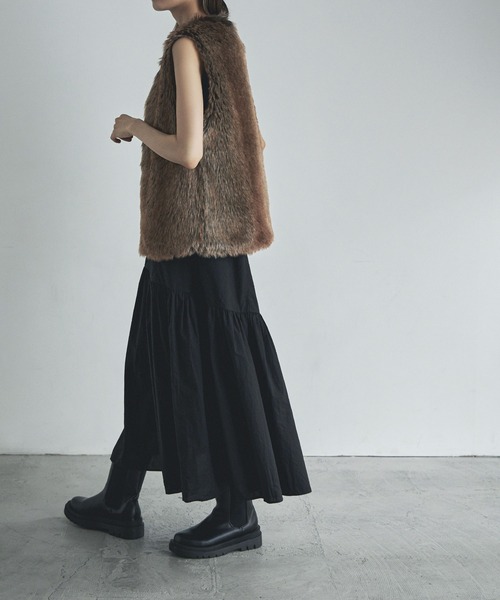 etoll.（エトル）の「フェイクファーマタギベスト（ベスト・レディース・ブラウン/グレイッシュベージュ・M）」の18枚目の写真