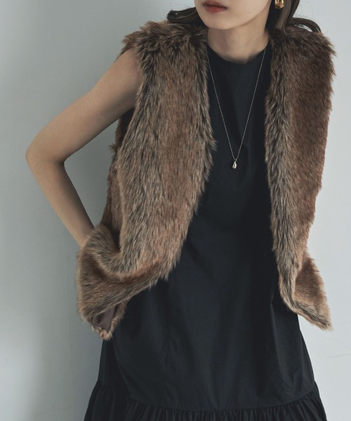 etoll.（エトル）の「フェイクファーマタギベスト（ベスト・レディース・ブラウン/グレイッシュベージュ・M）」の17枚目の写真
