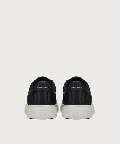 FERRAGAMO(フェラガモ)の「スニーカー(スニーカー・メンズ・ブラック・7/7.5/8.5)」の5枚目の写真