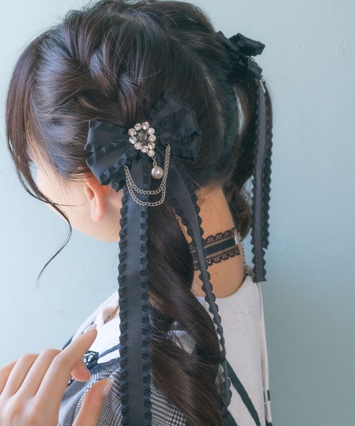 ROJITA（ロジータ）の「チェーン付きフリルリボンロングクリップSET（バレッタ/ヘアクリップ・レディース・ブラック/ボルドー・FREE）」の10枚目の写真