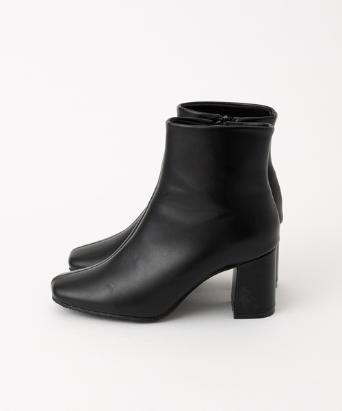 COLONY 2139（コロニートゥーワンスリーナイン）の「スクエアトゥショートブーツ（ブーツ・レディース・ダークブラウン/アイボリー/ブラック・SMALL/MEDIUM/LARGE）」の6枚目の写真