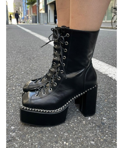 ENVYM(アンビー)の「レースアップステッチブーツ(スニーカー・レディース・ブラック・22.5㎝/23.5㎝/24.5㎝)」の13枚目の写真