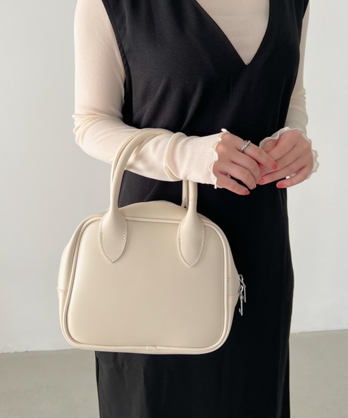 CLEA（クレア）の「2WAYアースカラースクエアミニボストンショルダーバッグ（ボストンバッグ・レディース・キャメル/アイボリー/ブラック/ライトグリーン・FREE）」の8枚目の写真